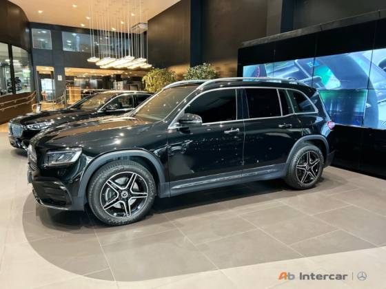 MERCEDES-BENZ GLB 220 2.0 MHEV AMG LINE 4MATIC 8G-DCT